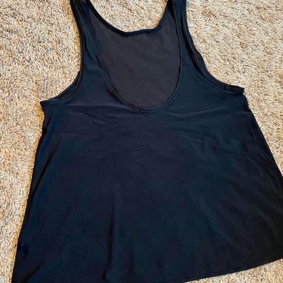 Lululemon Mesh Muscle Style Tank Top - Picture 3 of 9